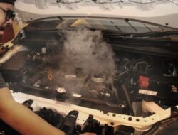 Awas, Ini Penyebab Mesin Mobil Overheat Selain Karena Radiator