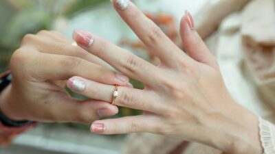 7 Tren Cincin Nikah 2025, Mau Ikuti yang Lagi Ramai atau Pilih Gayamu Sendiri?