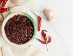 Cara Membuat Chili Oil Homemade yang Lezat dan Mudah, Yuk Coba!