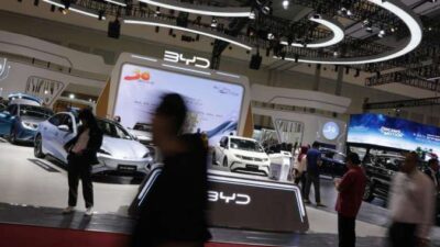 Insentif PPnBM Mobil Listrik Resmi Berlaku, Cek Harga Mobil BYD Atto Dolphin M6 2025