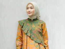 15 Model Baju Batik Atasan Perempuan Lengan Panjang Modern