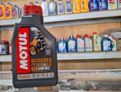 Lebih Mahal Dari Oli Bawaan Motor, Apa Kelebihan Motul Scooter Power LE 5W-40?