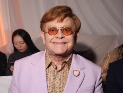 Profil Musisi Elton John, Masih Tajir Meski Sudah Pensiun Konser