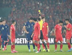 ASEAN Cup 2024 – Fans Thailand Tuding Wasit Berpihak ke Vietnam Gara-gara Satu Hal yang Bikin Heboh