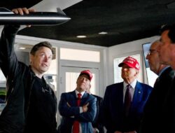 Perjalanan Elon Musk: CEO Tesla, dan Orang Terkaya Sedunia yang Kini Masuk Kabinet Donald Trump