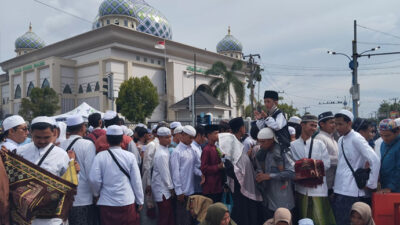 Jalanan Sudah Dipenuhi Jemaah, Akses ke Sekumpul Ditutup