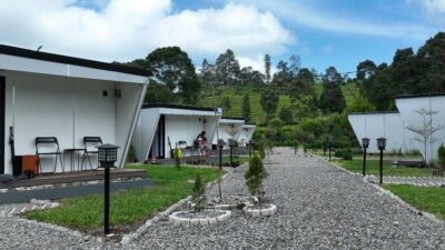 7 Tempat Glamping di Ciwidey, Liburan Seru Bersama Keluarga