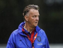 Ruud Gullit: Van Gaal Tidak Akan Bergabung dengan Timnas Indonesia