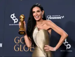 Demi Moore, Aktris Kelahiran New Mexico yang Raih Penghargaan di Golden Globes 2025