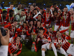 Conceicao Beri Trofi Pertama untuk Milan di Piala Super Italia, Abraham Jadi Pahlawan