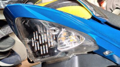 Minat Ubah Stoplamp Motor Bohlam Menjadi LED? Segini Biayanya