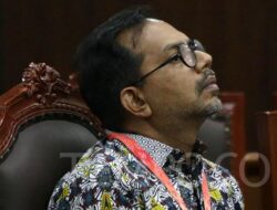 Cerita Haris Azhar Pernah Jadi Korban Fitnah Rudi Valinka, Buzzer yang Kini Jabat Stafsus Menkomdigi