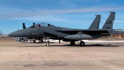 Boeing Mengirimkan F-15E Strike Eagle Pertama yang Dilengkapi Sistem Perang Elektronik Canggih