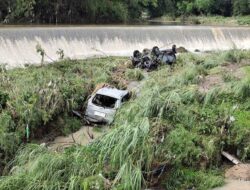 Diterjang Banjir Bandang, 2 Mobil Terseret 3 Kilometer dan Ditemukan di Dasar Sungai Cipager