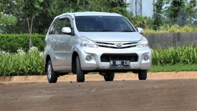 Makin Murah, Harga Daihatsu Xenia 2014 Bekas Cuma Sisa Segini Loh