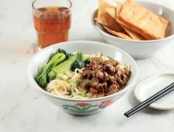 5 Resep Mie Ayam Enak dan Lezat, Cara Buatnya Praktis!