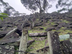 Arkeolog UI Sebut di Balik Gunung Padang Ada Piramida Lebih Tua dari Mesir