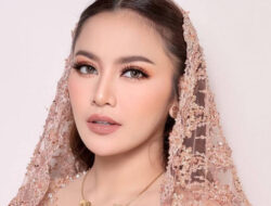 Gaya Mahalini di Syukuran 7 Bulanan Kehamilan, Pakai Kebaya Warna Soft Mocha