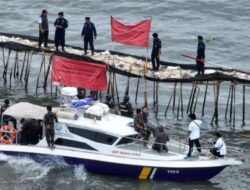 Jika 10-20 Hari Tak Dibongkar, KKP Akan Bongkar Pagar Laut Misterius di Tangerang