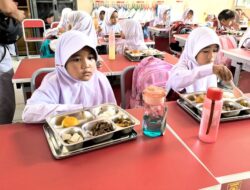 Siswa SD di Jakut Lebih Suka Menu MBG Dibandingkan Bekal dari Rumah