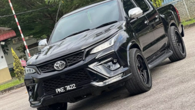 Modifikasi Toyota Hilux Jadi Fortuner, Tampil Gagah!