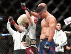 Maskapai Repons Soal Pengusiran Khabib Nurmagomedov dari Pesawat