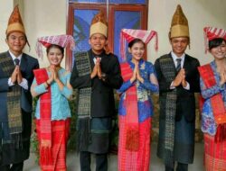 Taukah Kamu, 3 Baju Adat Indonesia yang Mirip Dengan Negara Lain