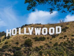 Benarkah Hollywood Sign Terbakar? Cek Peta Kebakaran di LA