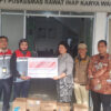 PHR Distributes Medicines to Flood-Affected Residents in Rumbai Pekanbaru