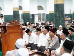 Ustaz Abdul Somad Memuji Kapolda Riau: Polisi yang Berbeda