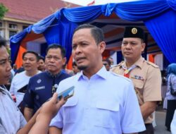 Pemko Pekanbaru Mewajibkan Pegawai ASN untuk Melakukan Gotong Royong demi Membangun Budaya Bersih dan Peduli Lingkungan