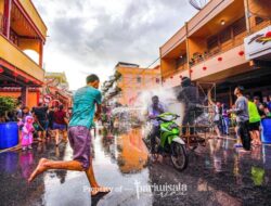 Acara Festival Perang Air Meranti: Persiapkan Dirimu untuk Basah!