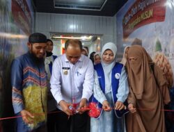 Bupati Inhil Membuka Outlet Oleh-Oleh UMKM untuk Mendorong Akses Pasar dan Ekonomi Lokal