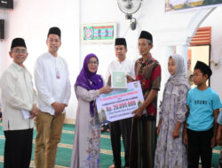 Wakil Bupati Kampar Misharti Memimpin Safari Ramadhan di Gunung Sahilan