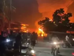30 Kios di Pasar Lama Rohul Hangus Terbakar Akibat Diduga Korsleting