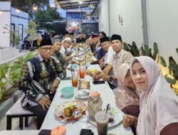PWI Bengkalis Membagikan Takjil dan Berbuka Puasa Bersama