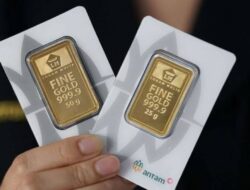Harga Emas Antam Turun Rp50 Ribu di Awal Pekan