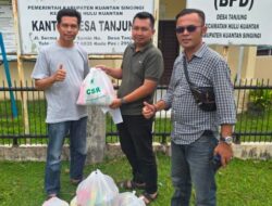 PT TAL Memperlihatkan Kepedulian Sebelum Lebaran dengan Membagikan 300 Paket Sembako di Empat Desa di Hulu Kuantan