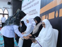 Dengan Penuh Haru, 257 Calon Haji Siak Dilepas ke Tanah Suci