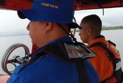 Pria Dilaporkan Hilang setelah Diduga Terjun dari Kapal Dumai Line di Meranti, Tim SAR Dikerahkan untuk Mencari