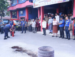 Konsulat Malaysia Bantu 100 Masjid di Pekanbaru dengan APAR
