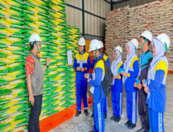 Perum Bulog KC Kampar Mengajak Pelajar untuk Memahami Ketahanan Pangan Melalui Eduwisata