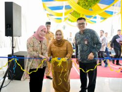 Bupati Kasmarni Menghadiri Peresmian Kantor Baru Bank Mandiri Duri Pinggir