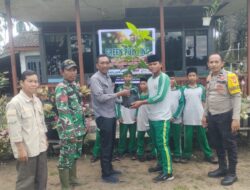 Polsek Tempuling Menerapkan Program Green Policing Untuk Mendorong Kesadaran Lingkungan Sejak Usia Dini