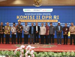 Kunjungan Komisi II DPR RI ke Riau Mendorong Penguatan Peran BUMD dan Bank Daerah untuk Meningkatkan Pendapatan Asli Daerah (PAD)