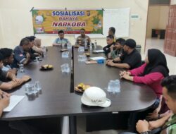 Polsek Tempuling Mengadakan Sosialisasi Tentang Bahaya Narkoba di Lingkungan Perusahaan