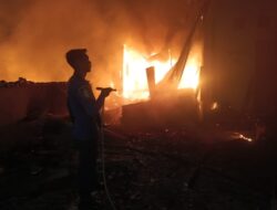 Ruko dan Rumah di Rupat Utara Kabupaten Bengkalis Terbakar, Harta Berharga Musnah menjadi Abu