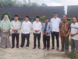 Kepala Kantor Wilayah Kementerian Agama Riau Memeriksa Pemulihan 10 Ruang Kelas Baru di MTsN 2 Bengkalis