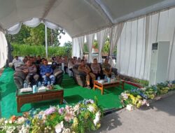 Danramil Plandaan Mendampingi Kapolres Jombang dalam Panen Raya Jagung di Desa Plandaan