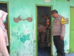 Babinsa dari Koramil Ploso melakukan upaya pemberantasan DBD